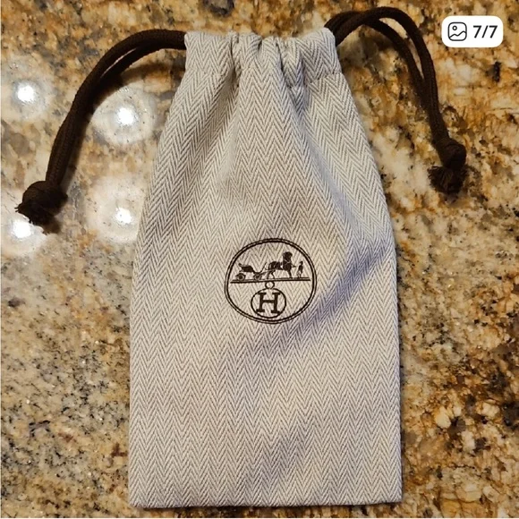 Hermès Silver and Pink Ring W/Dustbag - Picture 5 of 6